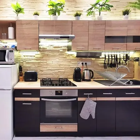 Central, New Cosy, Quiet *