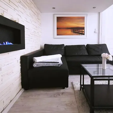 Central, New Cosy, Quiet