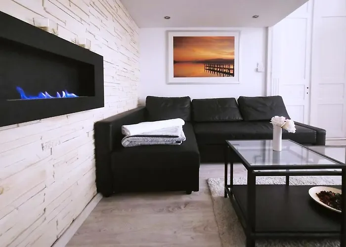 Central, New Cosy, Quiet