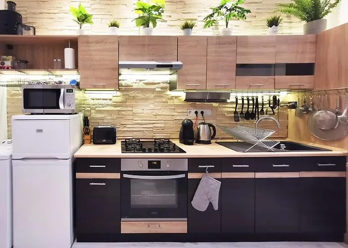 Central, New Cosy, Quiet *