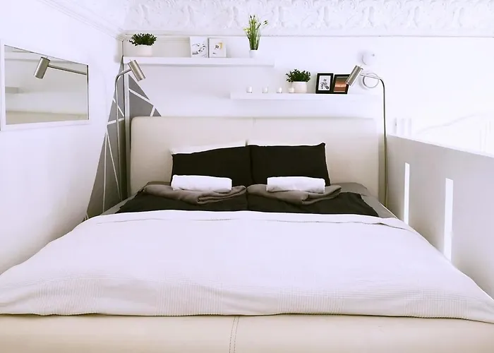 Central, New Cosy, Quiet Appartamento